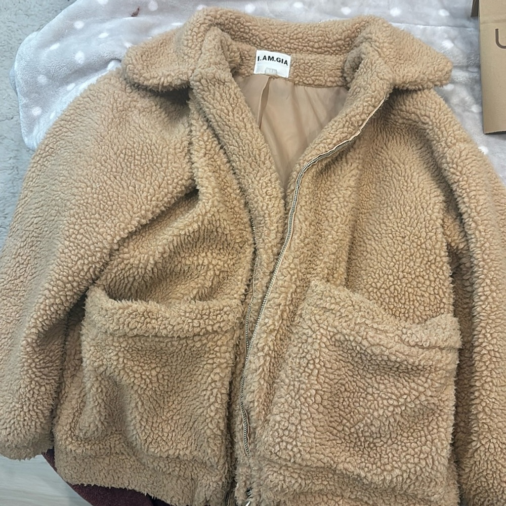 I Am GIA Teddy Coat